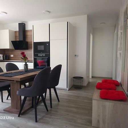 Prima Countryside Apartments Zirovnica Dış mekan fotoğraf
