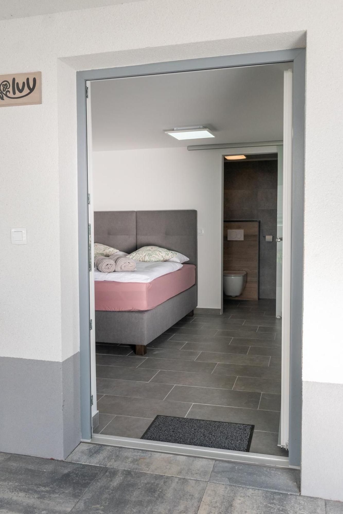 Prima Countryside Apartments Zirovnica Oda fotoğraf