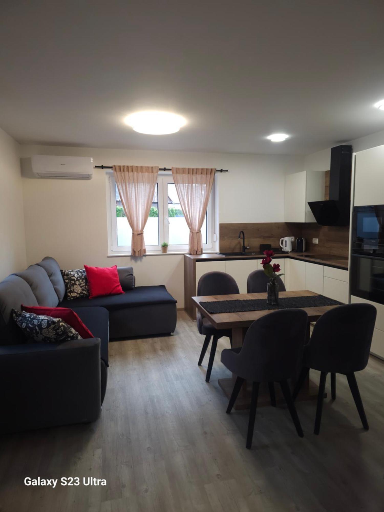 Prima Countryside Apartments Zirovnica Oda fotoğraf